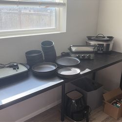 Miscellaneous kitchen items