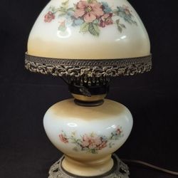 1977 Gone With The Wind Hurricane Lamp