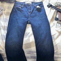 Women’s Hollister Levi’s Jeans 