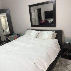 Bedroom Set - Bed, Night Stand, Mirror, Dresser