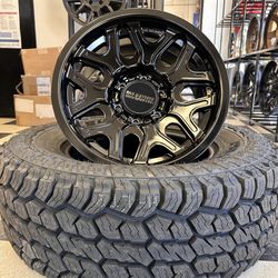 Method 322 wheels with all terrain tires lt285/70/17 Tacoma 4runner Silverado  gmc sierra