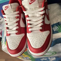 Nike Shoes For Men’s Sizes 8.5 New Condition Exlelent Condition 