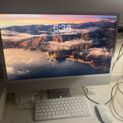 M1 Mac Computer 