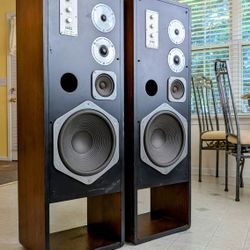 Marantz 940 Speakers 