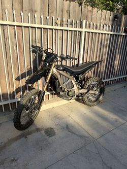 Surron ultra bee