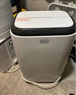 Black and Decker AC