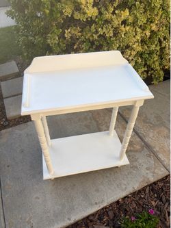 White Table 2ft x1ft