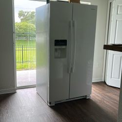 Refrigerator 21.4cu 