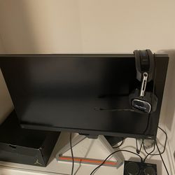 Benq Monitor With Astro A40 Headset 