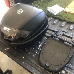 Honda Grom Parts.  Rear Cargo Rack W/travel Storage Pod. Fits Honda Grom. Off 2020. Like New 