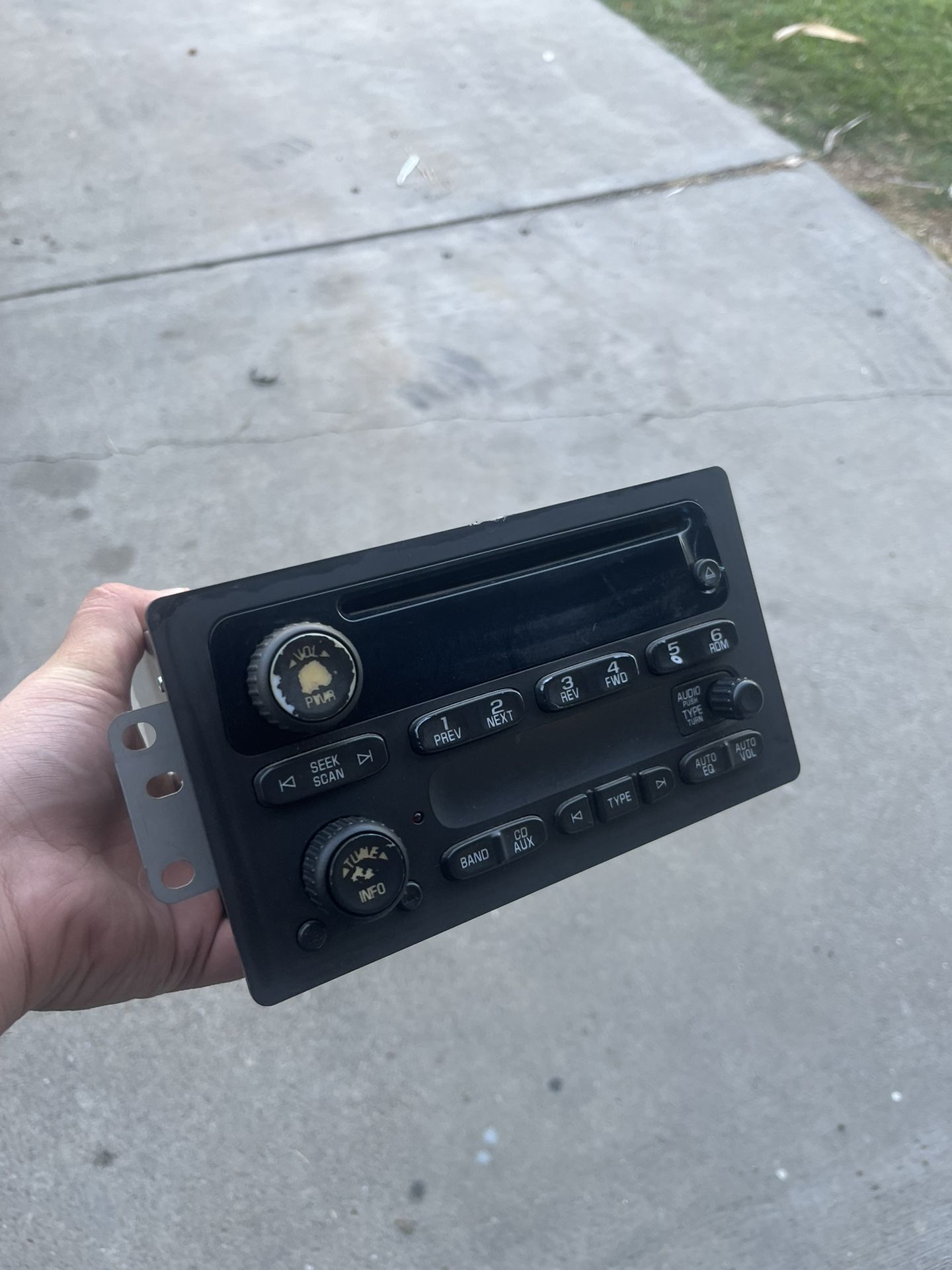 chevy silverado oem radio