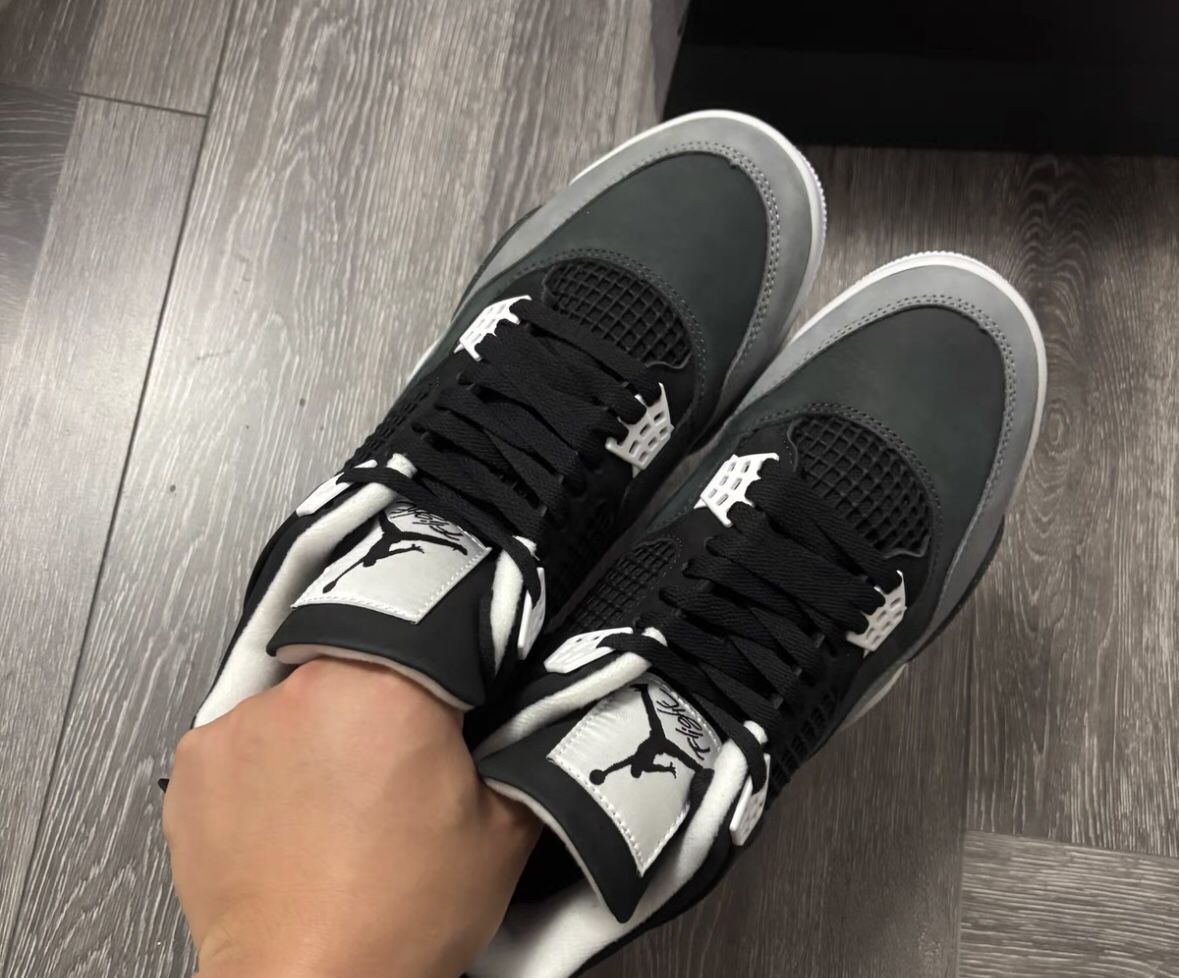 Jordan 4 Retro Fear