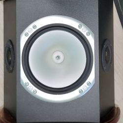 1- Single speaker Monitor Audio Bi-pole /  di-pole Silver -RS FX 