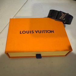 Lv Bracelet 