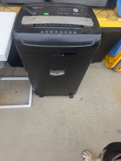 Paper shredder