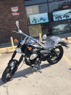 Ghost 250cc manual transmission cruiser on sale