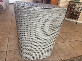 Gray Woven Laundry Basket With Hinged Lid
