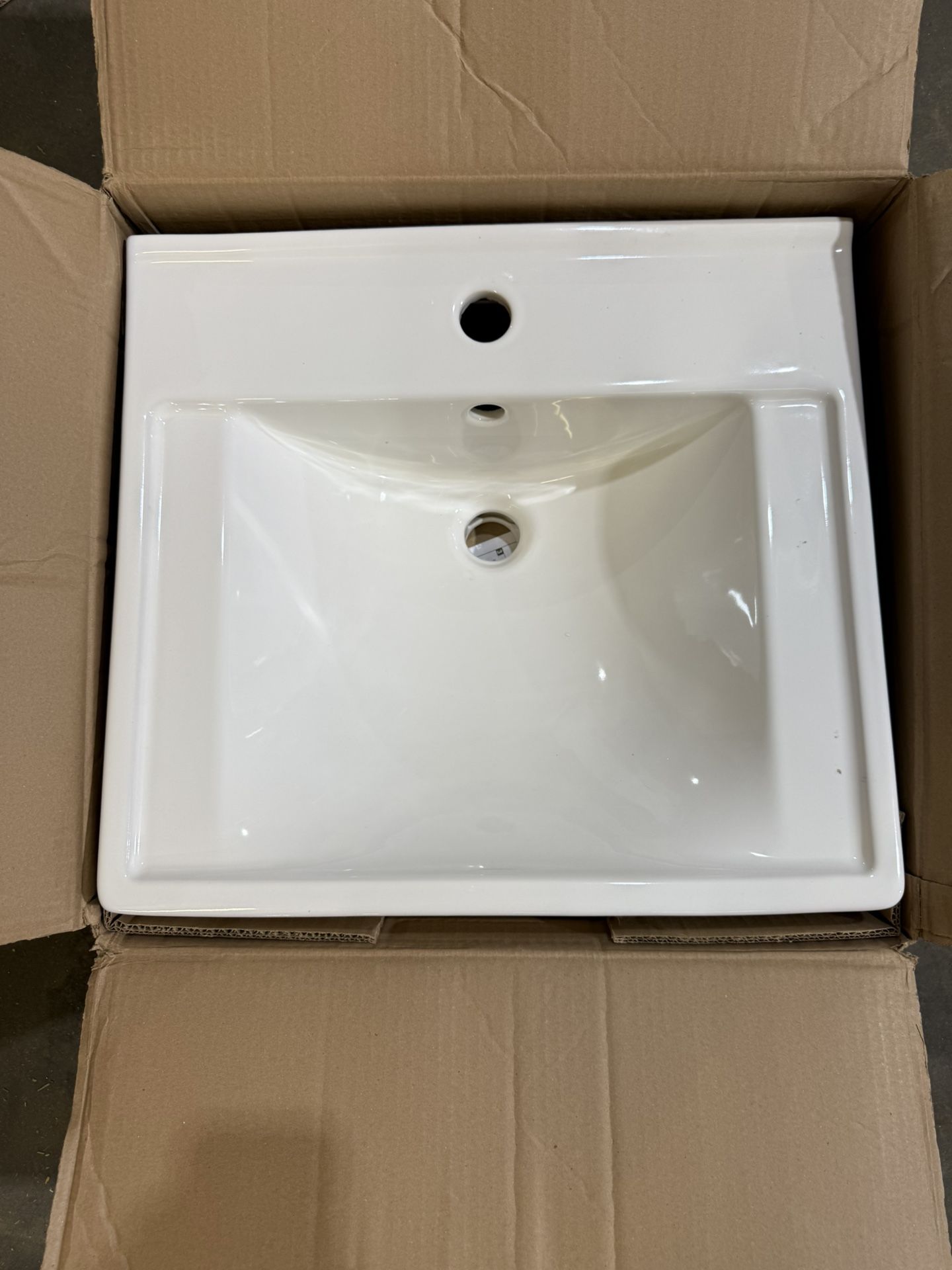 American Standard Decorum 20" Wall Mounted Bathroom Sink with EverClean Surface and Rear Overflow