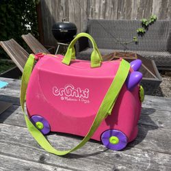 Trunki Ride-On Suitcase by Melissa & Doug – $5
