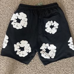 Black denim tear shorts 