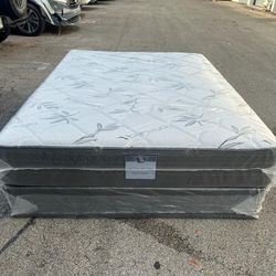 NEW MATTRESS QUEEN SIZE PLUSH WITH BOX SPRING