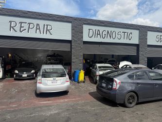 2011 Toyota Prius engine parts parts