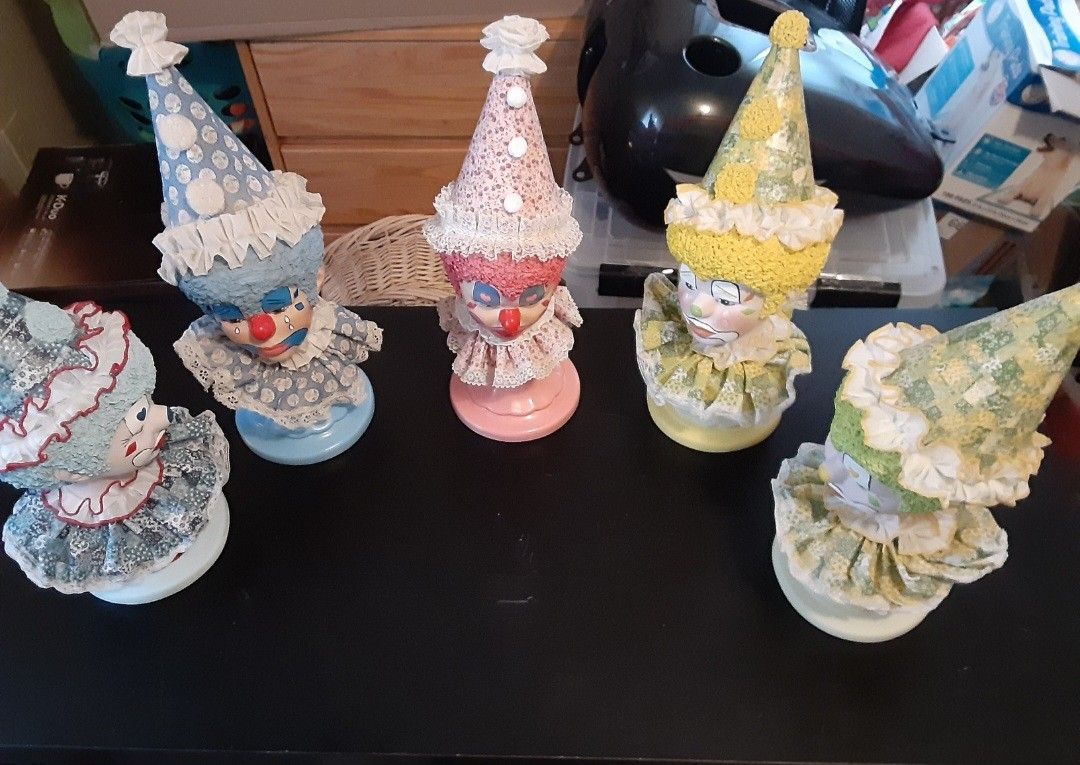 Clown Heads Ceramic 