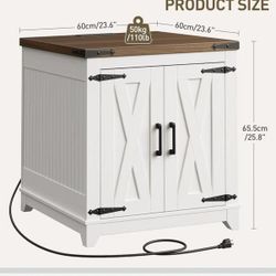 Farmhouse End Table with Charging Station