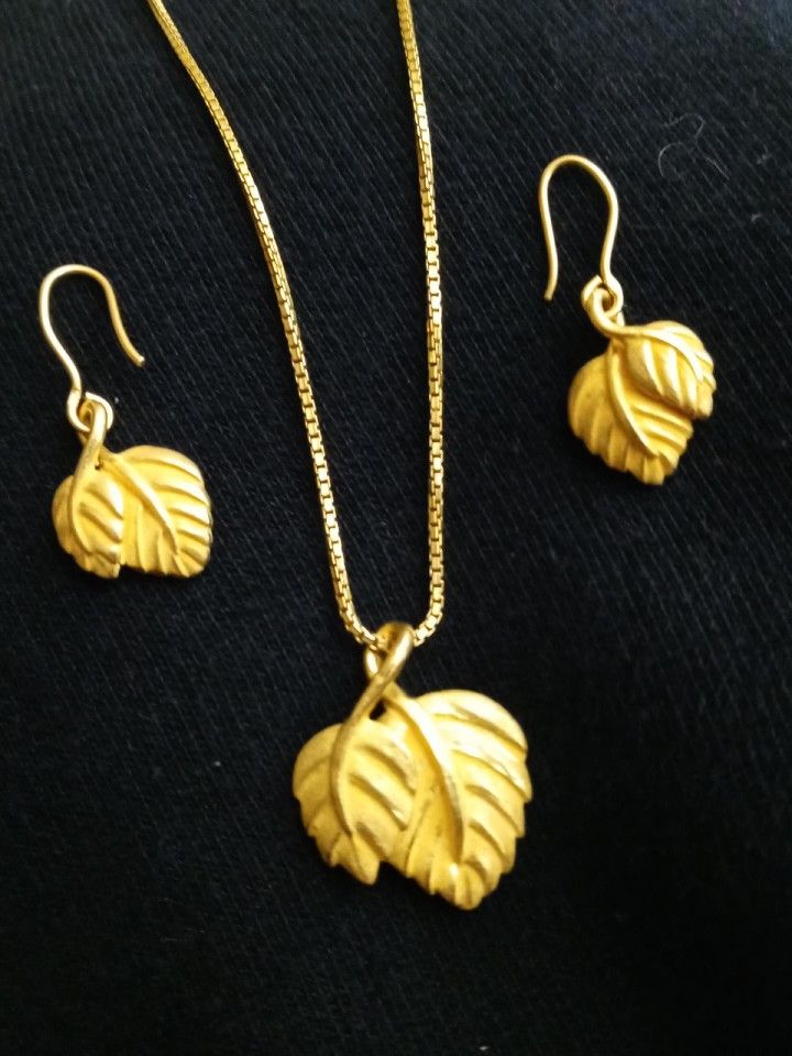 .9999 Gold Necklace Pendant & Earring Set 