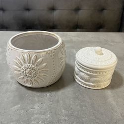 Cute Jar/ Candle Holder And Elephant Jewelry Box Ceramic Bundle (UTC Area)