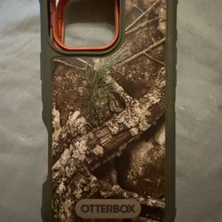 iPhone 16 Pro Max RealTree Otterbox Case