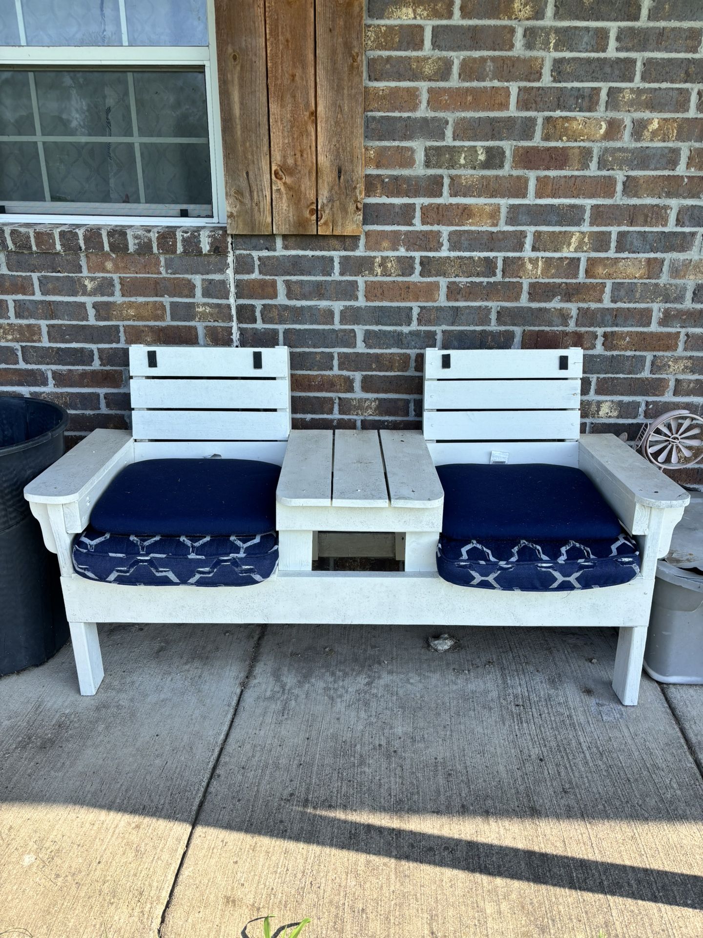 Double Porch Chair With Table