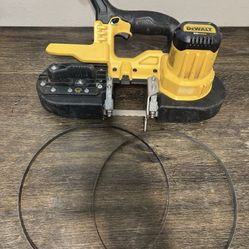 DEWALT DCS371B 20V MAX 20-Volt Lithium-Ion Cordless Portable Band Saw TOOL ONLY