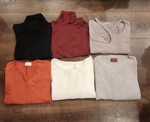 6 women's size M long-sleeve tops/sweaters, great condition, uniclo etc