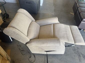 Garland Power Lift Recliner