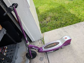 Razor electric scooter E100
