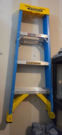 Brand  new 4ft warner ladder