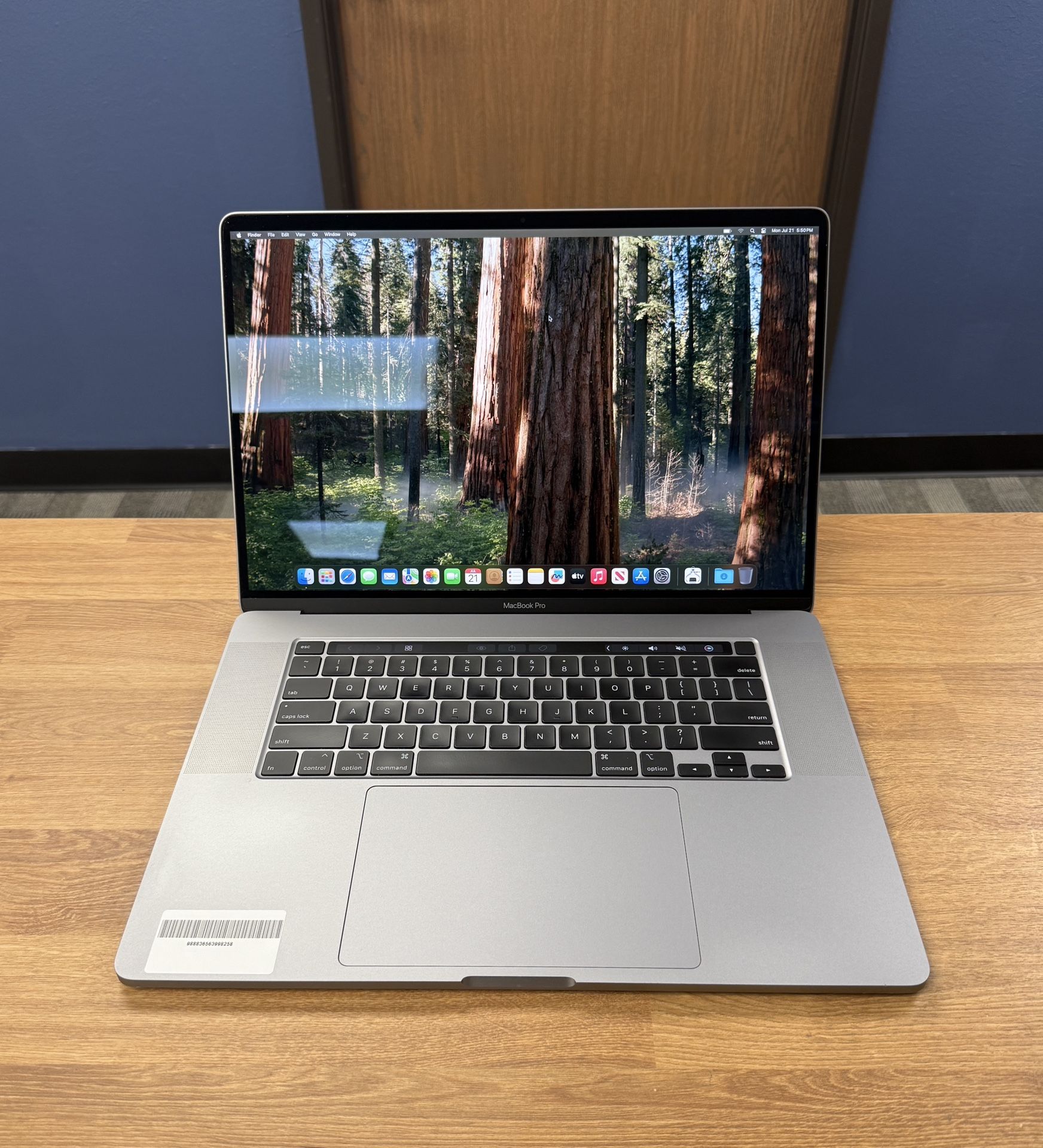 16 MacBook Pro Touchbar 32GB RAM*500GB Intel Core i9