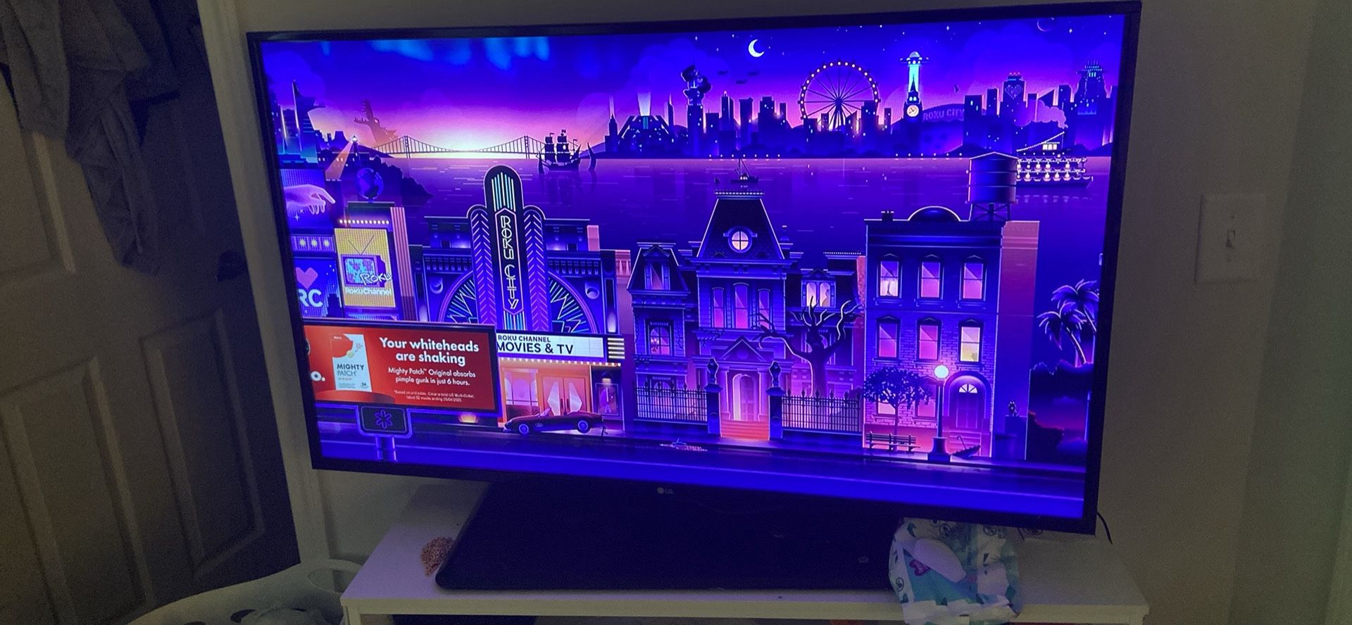 65 LG Tv With Remote // Not Smart Tv