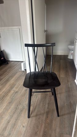 Black metal chair