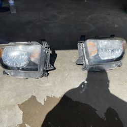 Tundra Headlights