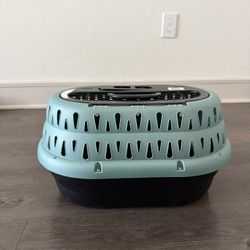 Hard case Small Cat Carrier- Never Used 