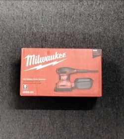 MILWAUKEE 1/4" SHEET PALM SANDER