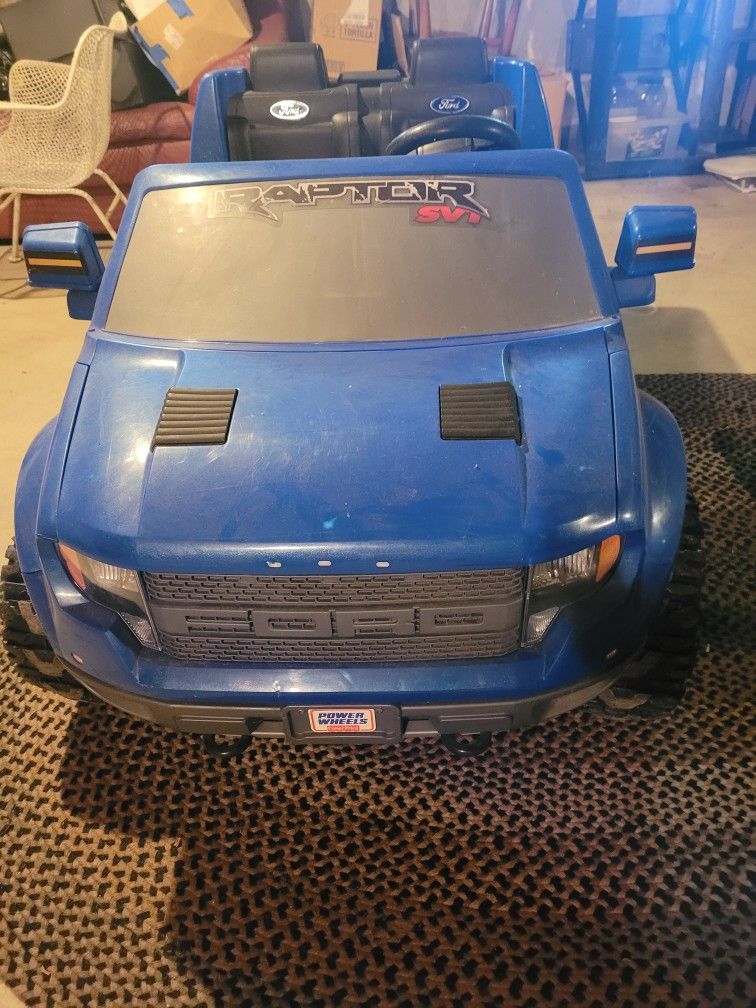 power wheels truck.