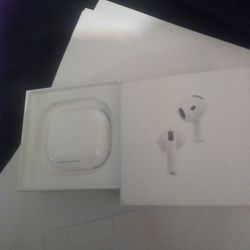 Airpods4 with noise cancelling