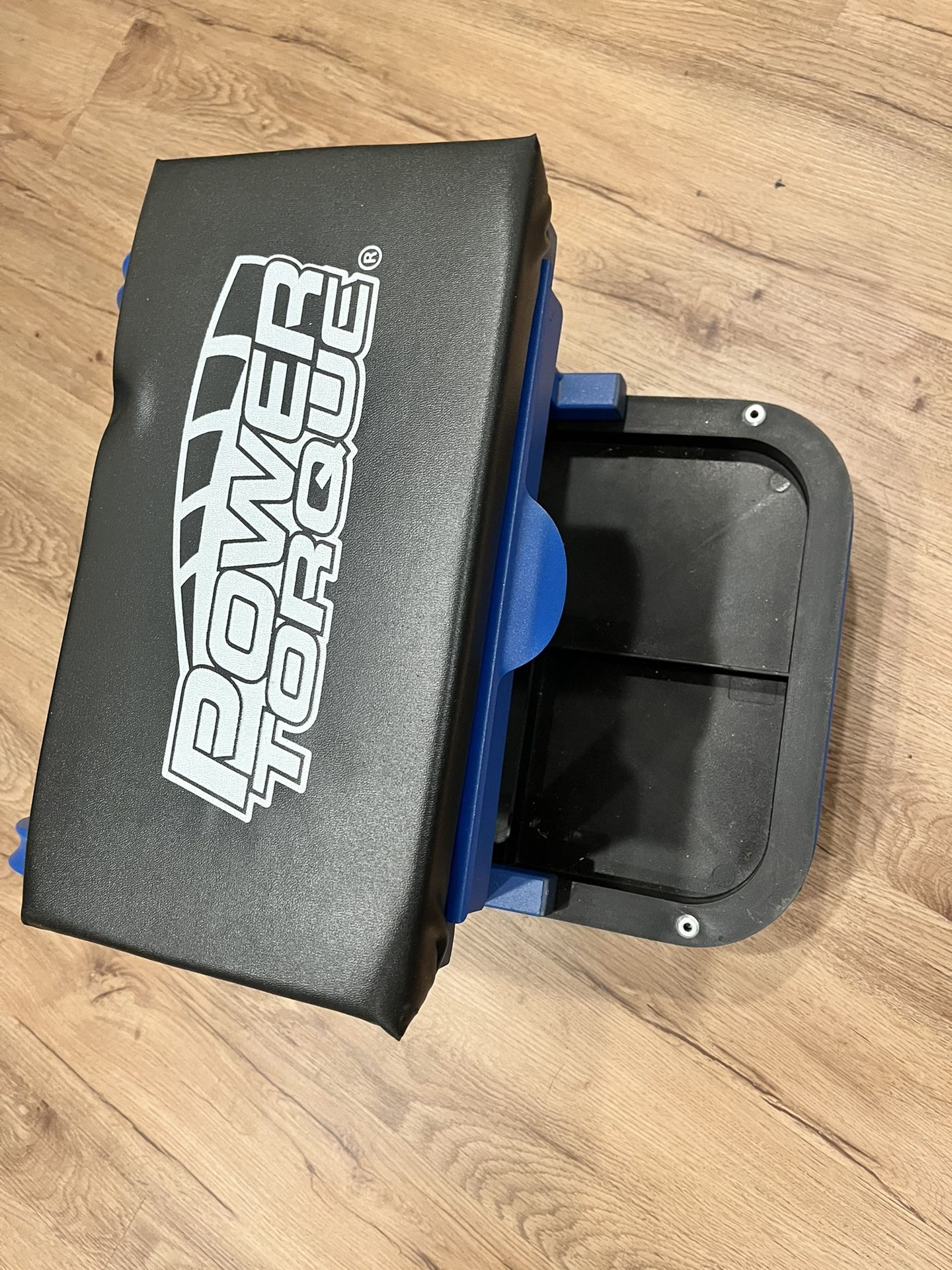 Power Torque Roller Shop Stool
