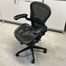 Herman Miller Aeron Chair