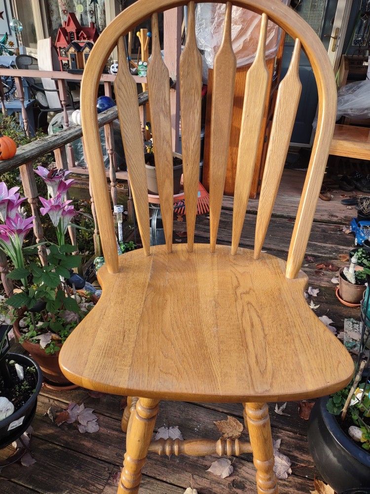 Bar Type Wooden Bar Stool/ Chair, Sturdy, Tall N Heavy, Like New, 4 Ft Tall