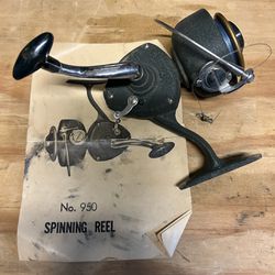 1960S 950 Spinning Reel
