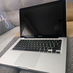 Apple Mac Book Pro